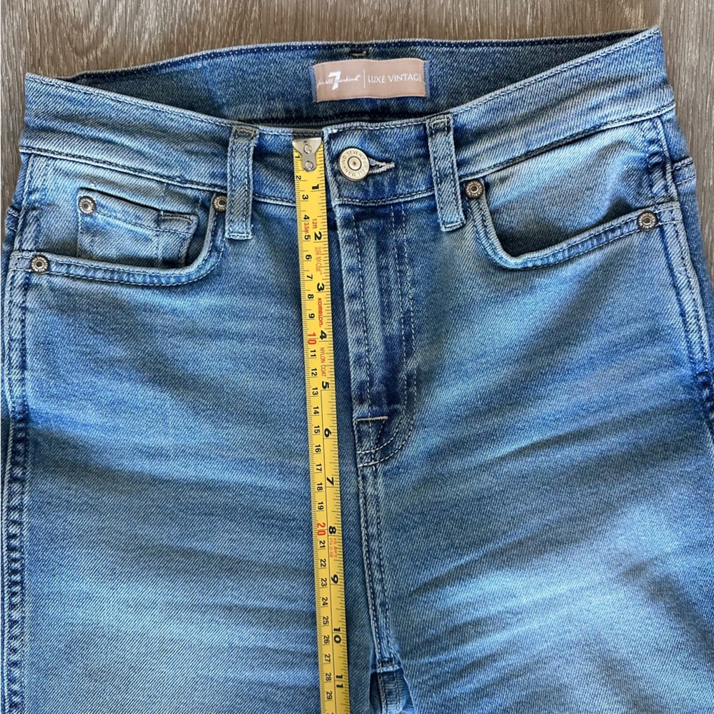 7 FOR ALL MANKIND Kick Flare Jeans | Size 25 | High Rise Cropped Raw Hem - Picture 10 of 11
